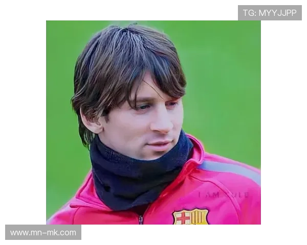 足球明星名字最长字为核心的传奇足球之路：从草根到世界舞台的蜕变与辉煌